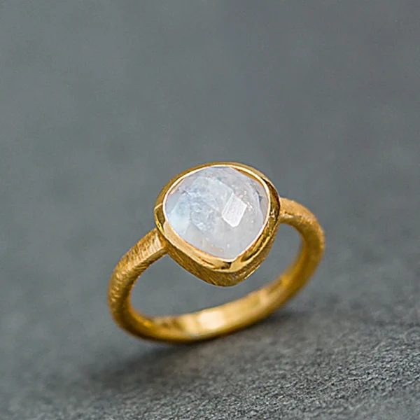 moonstone sterling silver ring
