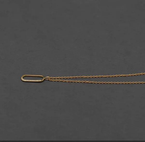 Oval geometric necklace