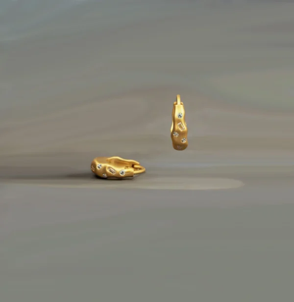 Organic gold earring with studded lab grown diamonds