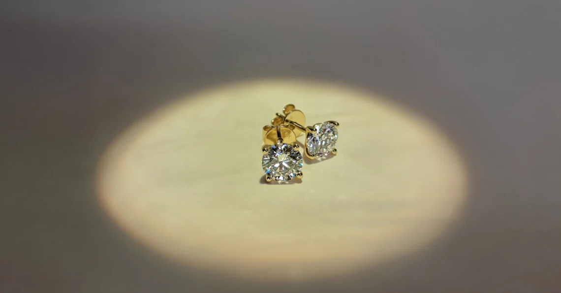 2carat diamond studs