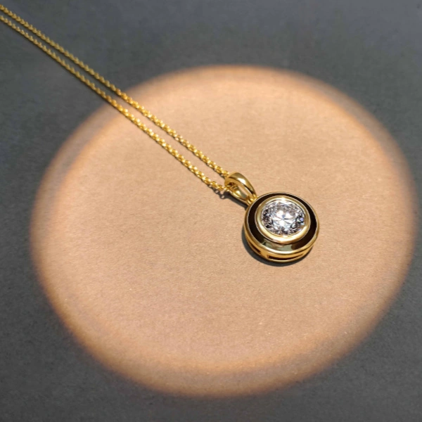 Gold Bezel-Set Diamond Pendant – Modern Solitaire Necklace
