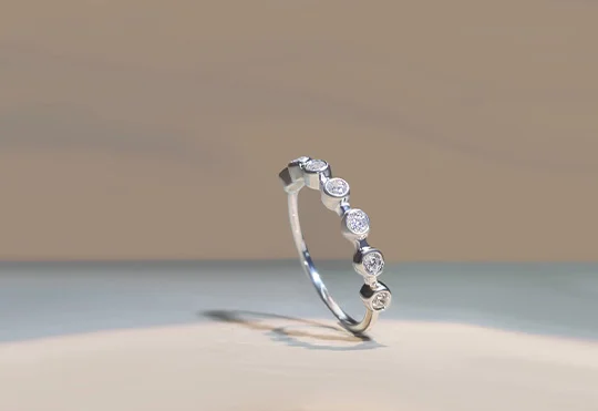 lab grown diamond ring